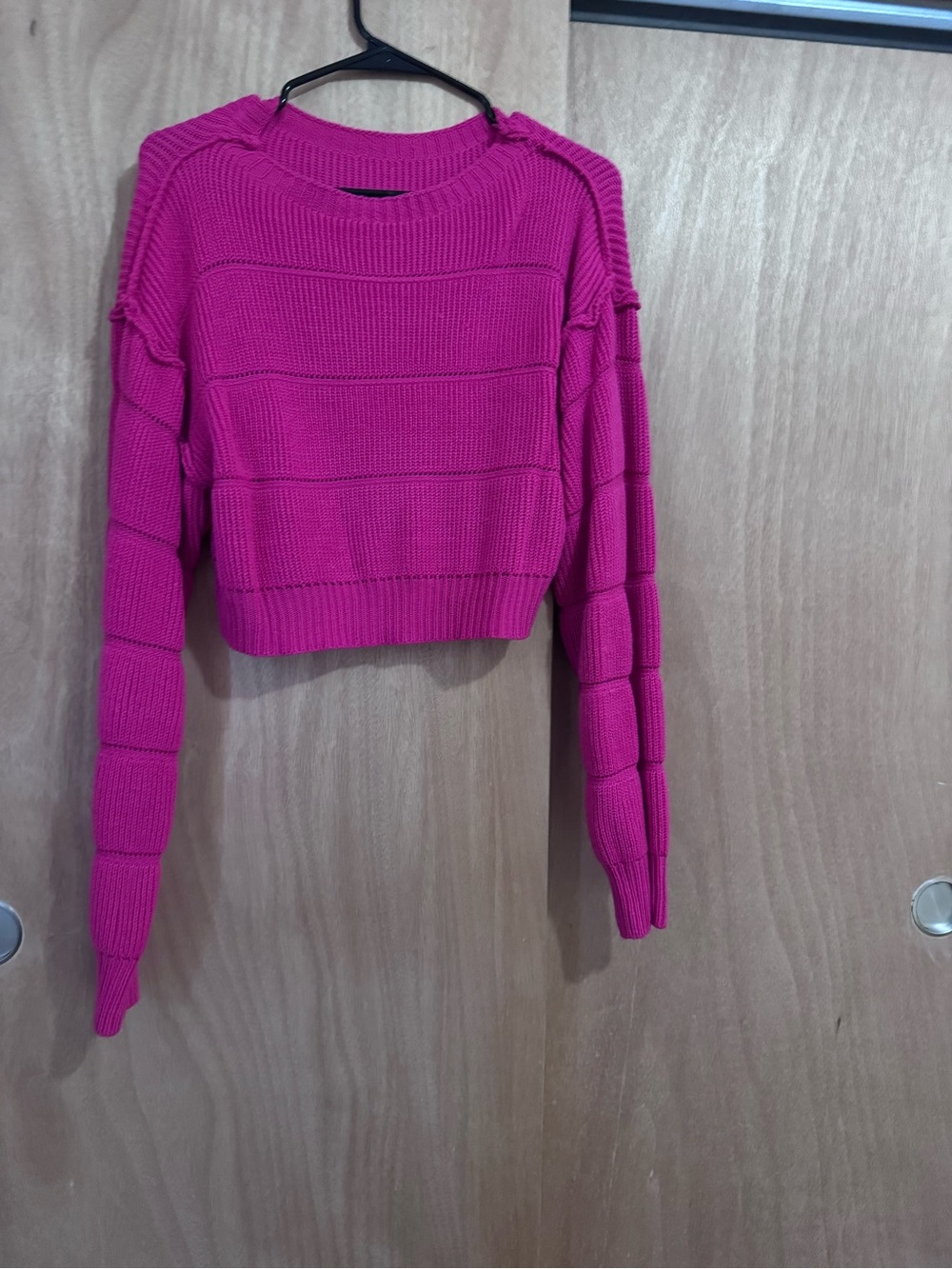 SHEIN Bright Magenta Cropped Crewneck Sweater